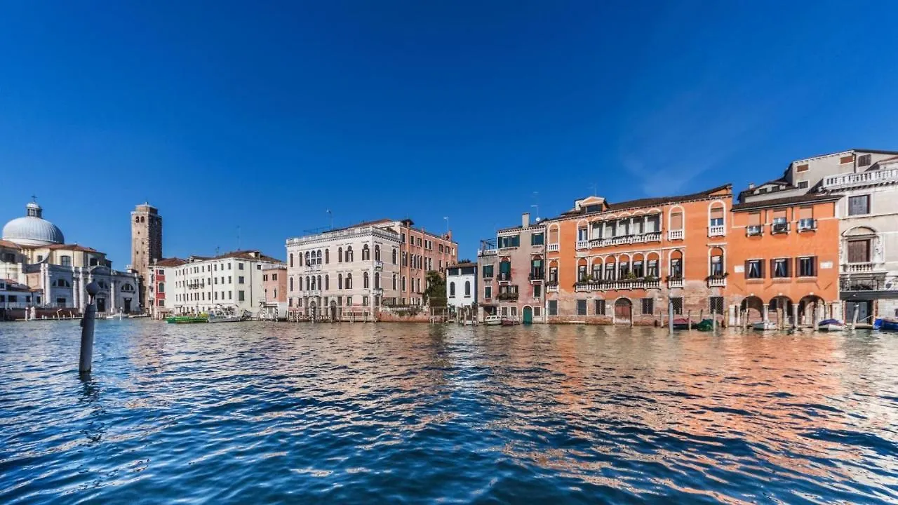Villa Ca' Del Fontego - Luxury Grand Canal Venice Italy