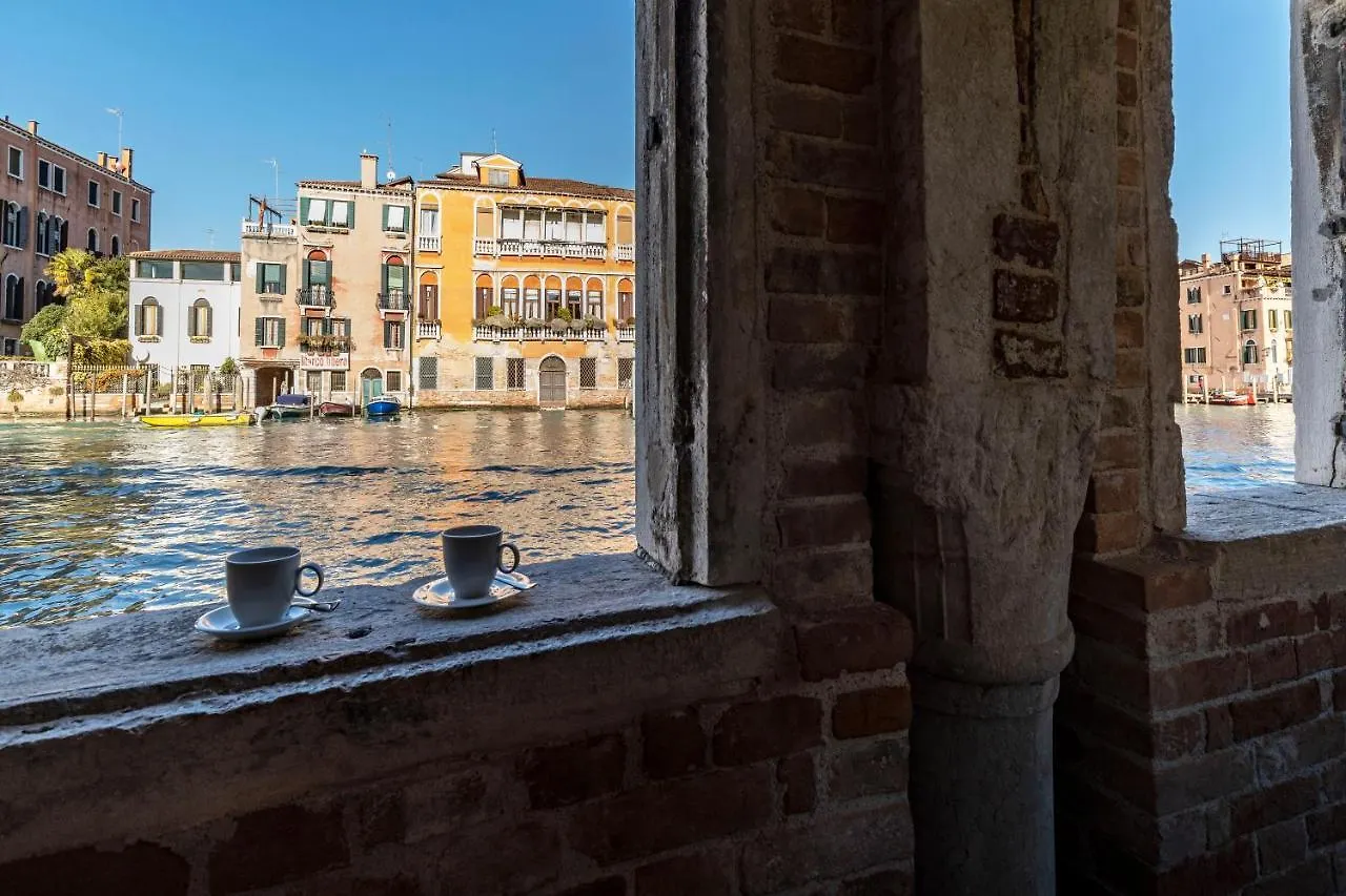 Ca' Del Fontego - Luxury Grand Canal Venice Villa