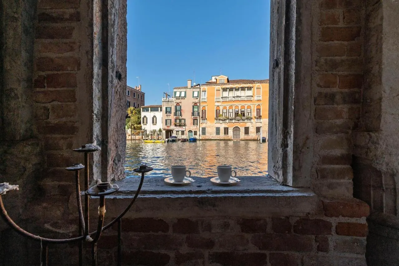 Ca' Del Fontego - Luxury Grand Canal Venice Villa