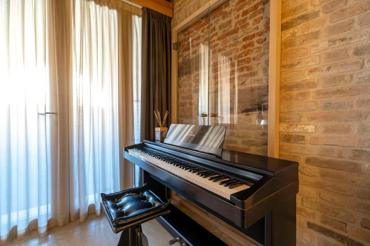 Villa Ca' Del Fontego - Luxury Grand Canal Venice